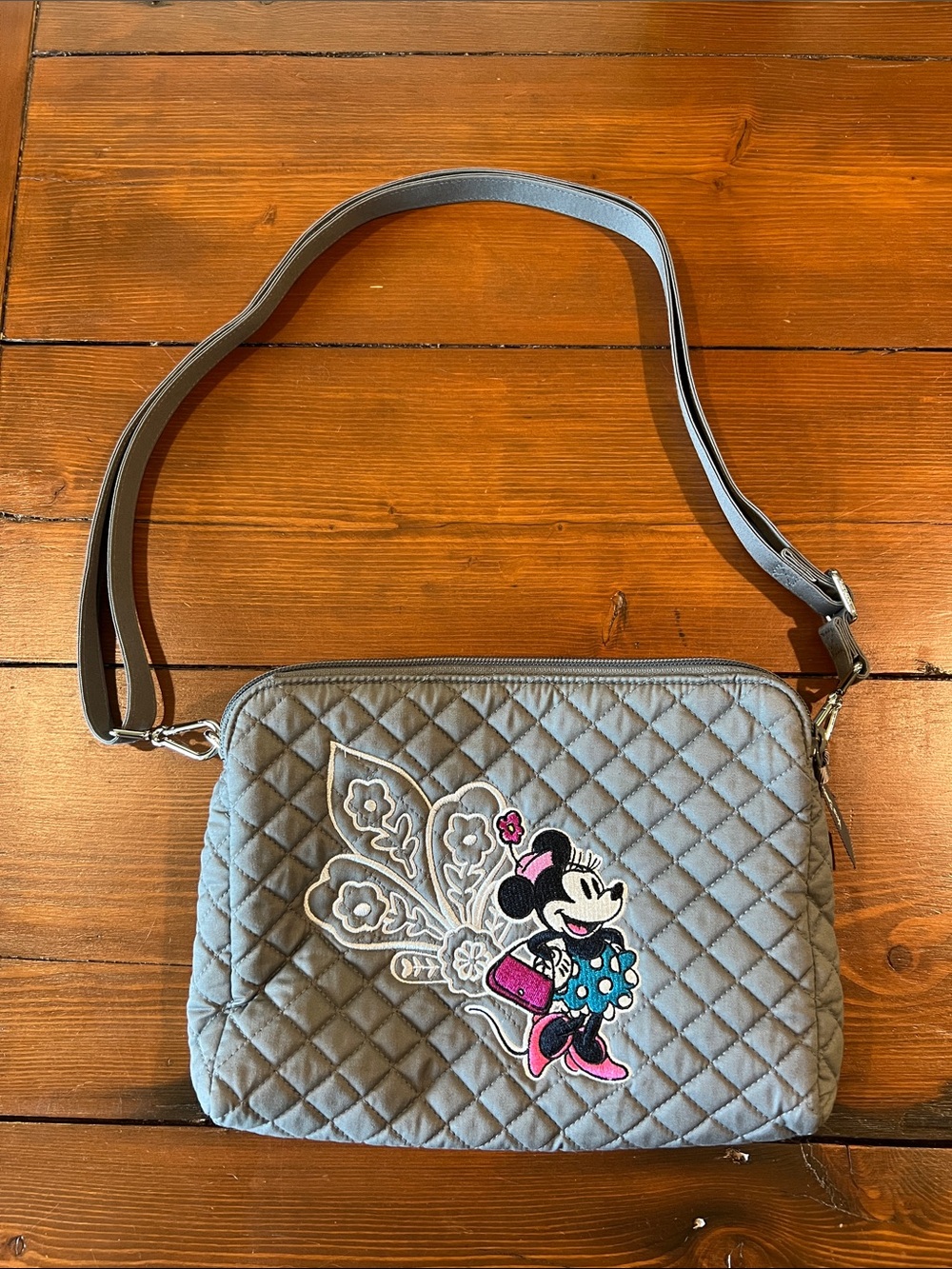 Vera Bradley Disney Minnie Mouse Triple Compartment Crossbody Bag Purse Gray - Picture 3 of 12